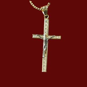 10k Gold Crucifix Pendant